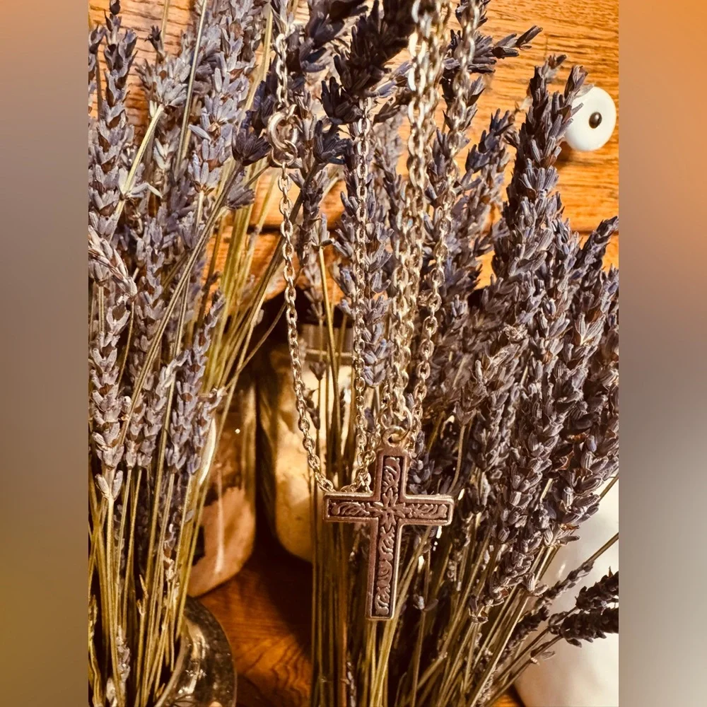 Elegant Silver & Black Color Engraved Floral Scrollwork Cross Pendant Necklace - Picture 2 of 4